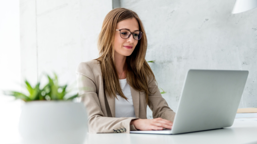 What is a UAE Work Visa
